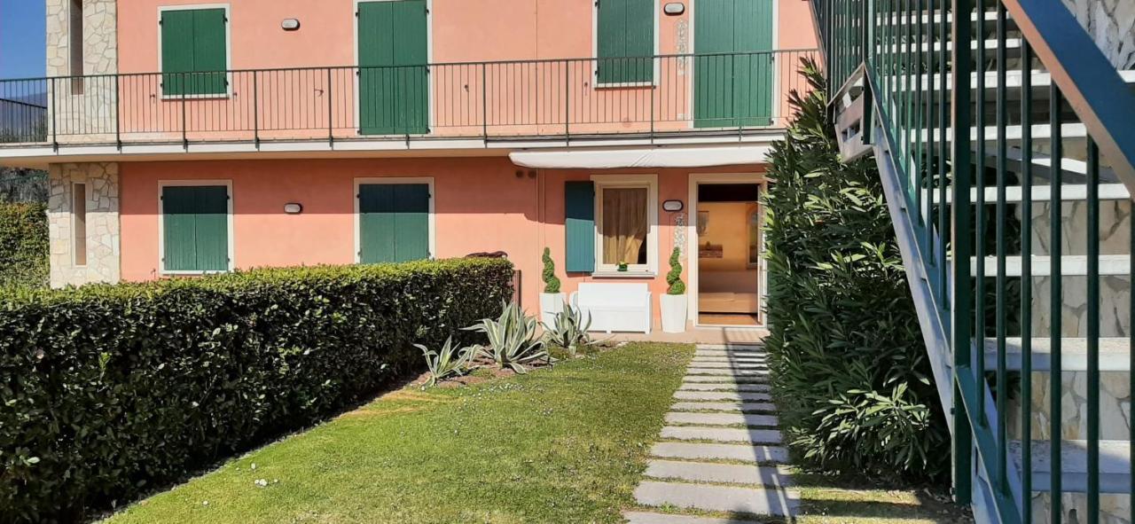 Holiday House Sole Saló Exterior foto