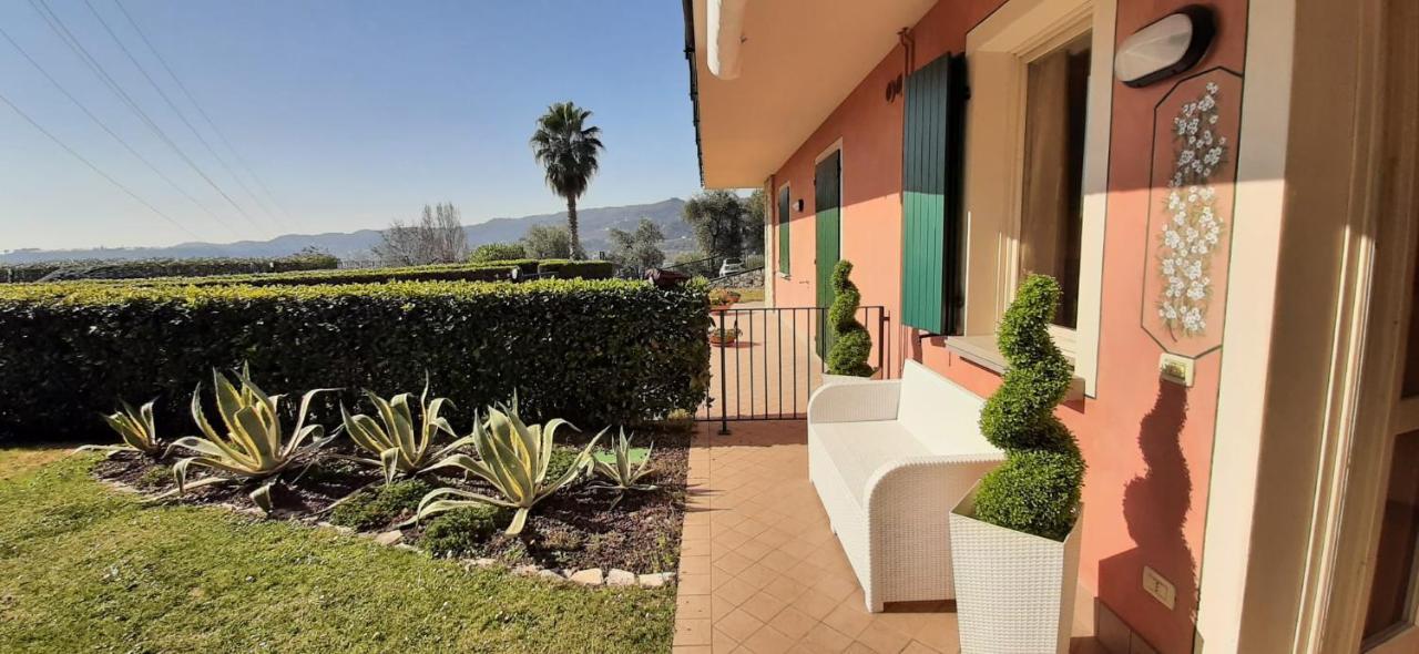 Holiday House Sole Saló Exterior foto